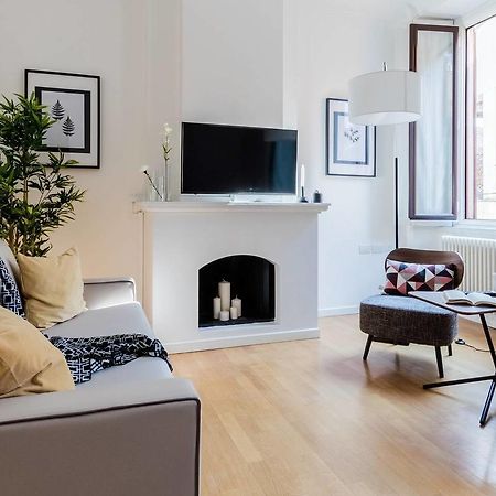 Joivy Lovely Flat For 5 Close To Sforzesco Castle Milão Exterior foto